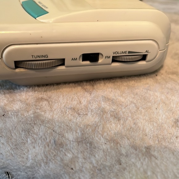 😀Vintage GPX am/fm digital clock radio - Picture 5 of 8